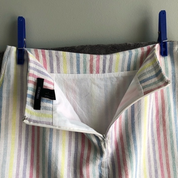 𝅺FOREVER‎ 21 Y2K Pastel colors with buttons mini skirt size small #s1131 - Picture 3 of 6